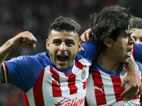 Los prometedores números goleadores de Macías y Vega