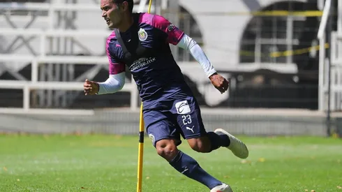 Chivas reaccionó a las especulaciones del mercado sobre la posible salida del "Gallo"