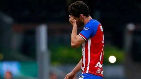 Chivas cedería jugadores para saldar deuda con Necaxa.