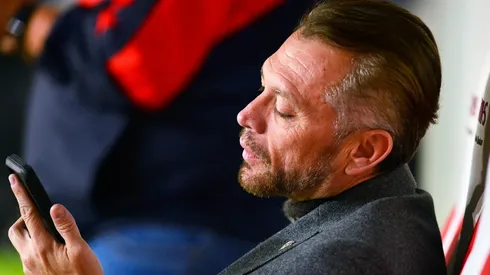 Higuera, ex directivo de Chivas, habría subido por error foto sin ropa