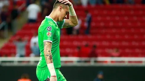 Gudiño podría saldar deuda de Chivas con Necaxa.