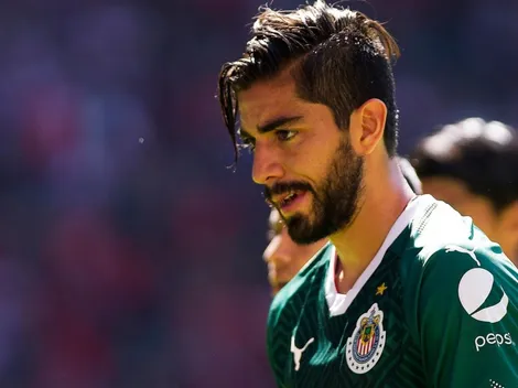 Pizarro reveló una polémica indicación que le dio Matías Almeyda en un Clásico Nacional