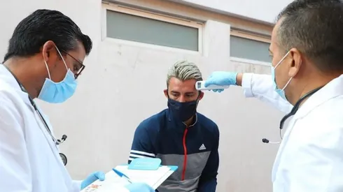 El plantel de Chivas se presentó en horarios escalonados para evitar conglomeraciones