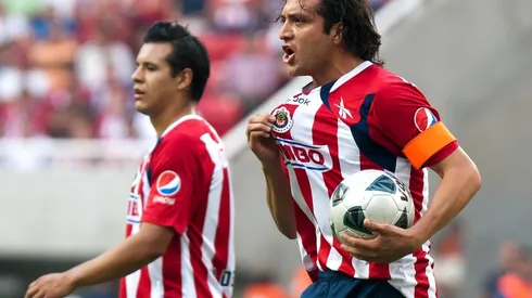 El ex defensor rojiblanco resaltó las características técnicas de Macías