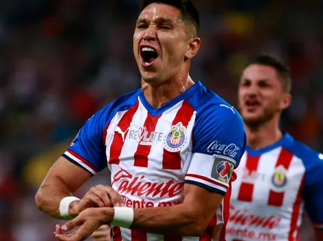 Amor declarado: Jesús Molina se quiere retirar en Chivas