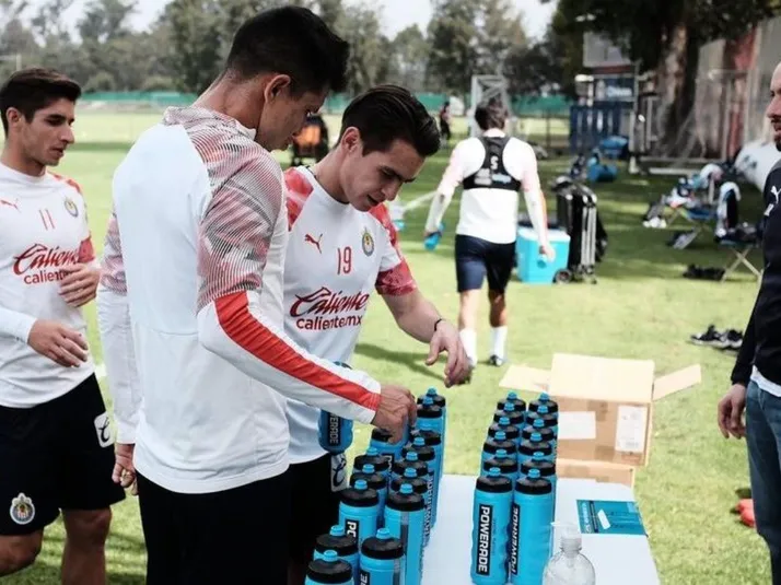 Chivas supera los 40 entrenamientos online con Canay