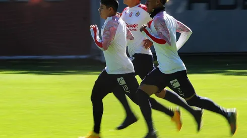 El volante de enganche asegura que el "Pocho" Guzmán volvería a Chivas