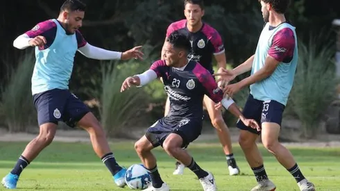 La versión mexicana del rotativo deportivo resaltó el trabajo de Chivas