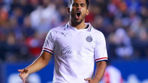 El defensor rojiblanco prefirió que Dieter Villalpando asumiera su lugar en el equipo