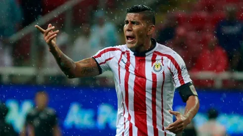 Salcido confía en el trabajo de fuerzas básicas en Chivas