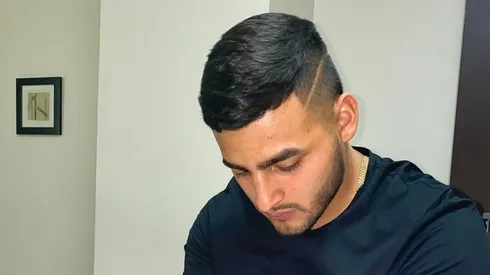 Alexis Vega celebra el nacimiento de su hija Victoria.