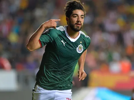 Higuera reaviva discusión con Pizarro y enciende a la afición de Chivas