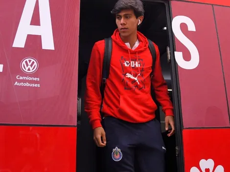 Debatieron el futuro de JJ Macías en Chivas