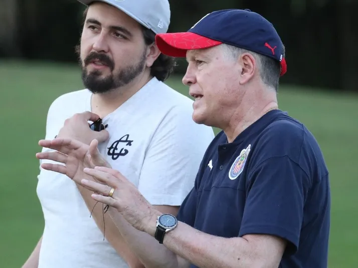 Chivas pretende reforzar su nómina con un ¿extranjero?