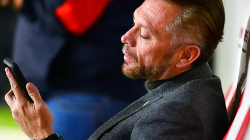 El ex directivo rojiblanco confesó que mantiene contacto con el argentino