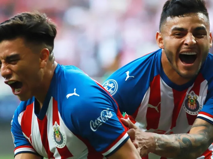 El épico trolleo de Chivas a Necaxa en reto de los 4 ídolos