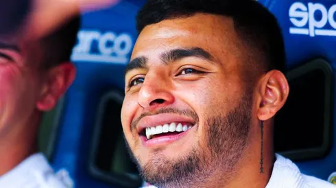 Vega se burla de Briseño en polémica jugada del entrenamiento.