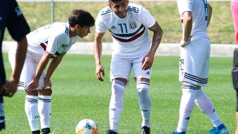 El atacante rojiblanco se reportará a la concentración tras cumplir su sanción en la fecha 10