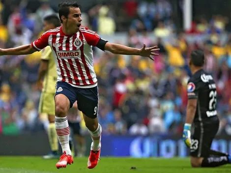 Omar Bravo cumple 40 años y así los celebró con Chivas