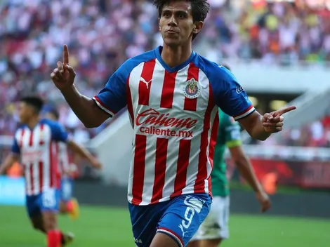 Los goles de Macías han sido el amuleto de Chivas