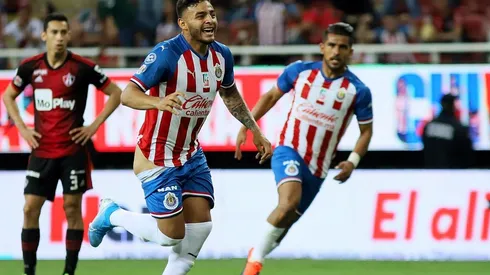 El festejo de su gol en el Clásico Tapatío pasó a la posteridad con el sello de Alexis Vega