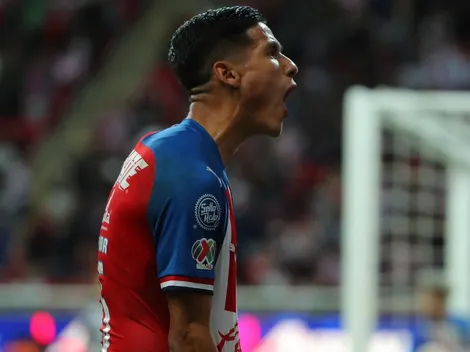 Critican a refuerzos de Chivas por escándalos y decepciones