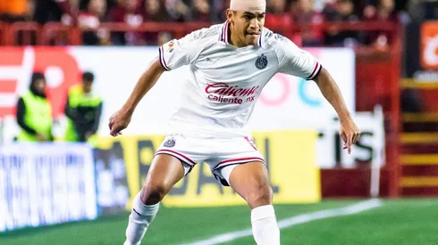 El defensor evitó hablar de ciclos en la institución tapatía y que solo quiere ganar con Chivas