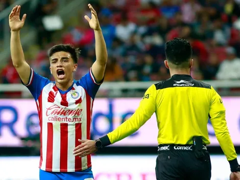 Beltrán sale en defensa de Antuna y Tena