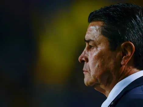 Aficionados piden la destitución de Tena en las redes sociales