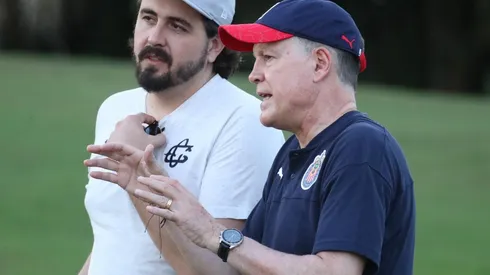 El alto mando rojiblanco analizaría la posibilidad de contratar a Sampaoli para reemplazar a Tena