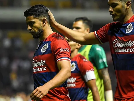 ¿Debe salir Miguel Ponce del once de Chivas en la quinta fecha?