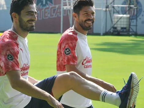 El exótico baile del "Pollo" Briseño en el cierre de la preparación