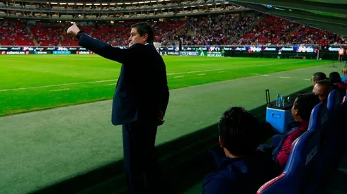 El periodista reconoció que Tena nunca fue la primera opción para Chivas