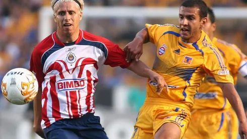 El "Bofo" Bautista se robó el show en 2004 con dos goles, un autogol y se fue expulsado