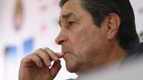 El timonel rojiblanco aseguró que tendrá hasta el viernes para definir si convoca a los tres jugadores en duda