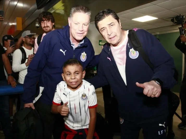 El emocionante episodio de un pequeño aficionado de Chivas en Sinaloa