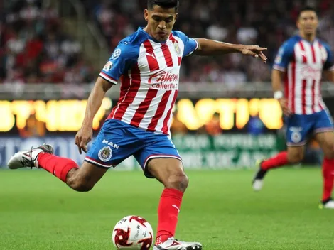 ¿Quién sustituirá al "Chapito" Sánchez en el once inicial de Chivas?