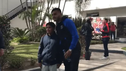 Alexis Vega se toma tiempo para compartir con los fans