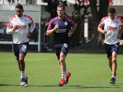Chivas inicia su preparación a puerta cerrada para la fecha 3