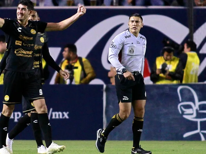 Edgar Rangel será el silbante del duelo de Chivas vs Dorados