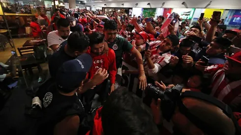 El plantel rojiblanco aterriza a las 16:00 horas en el aeropuerto capitalino, donde será recibido por sus seguidores