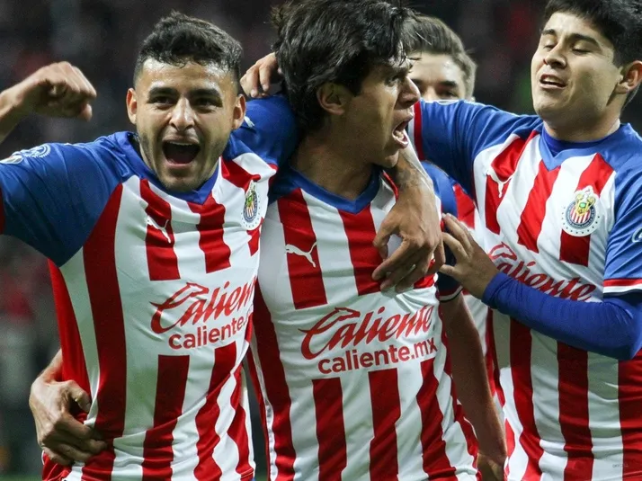 Final: Chivas 2020 debuta con triunfo y fiesta