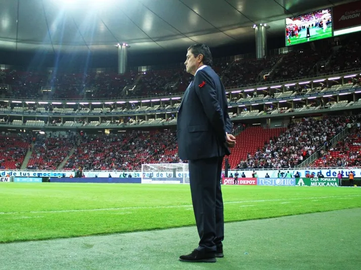 Para Fernando Quirarte, Chivas está obligado a clasificar a la Liguilla y buscar el título