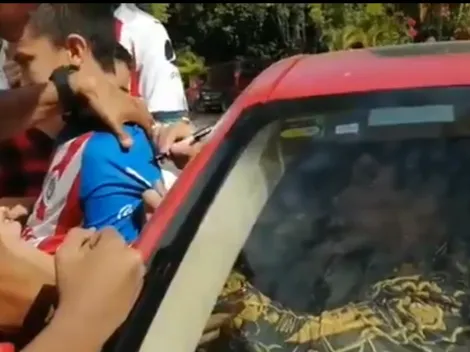 Víctor Guzmán firmó camisetas en Valle Verde