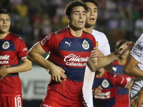 Si me quedo el resto de mi carrera en Chivas, no tendría problema: Briseño