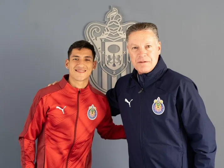San Cadilla revela la fecha en la que debutará Uriel Antuna por Chivas