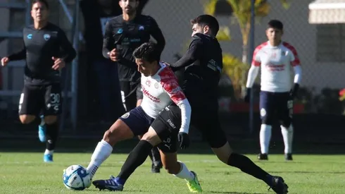 Los rojiblancos se impusieron con dos goles de JJ Macías en la segunda mitad del encuentro