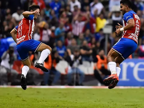 Brizuela habló de su competencia con Uriel Antuna en Chivas