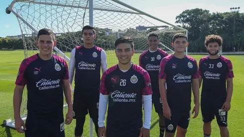 Las fuerzas básicas de Chivas deberán aprender historia del club
