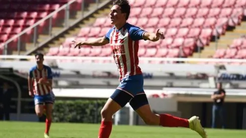 El defensor anotó el segundo tanto de la tarde para los rojiblancos en la victoria 3-1 sobre Pachuca